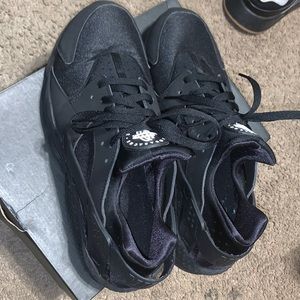Nike Air Hurache’s